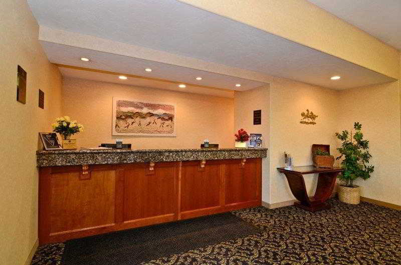 Best Western Pendleton Inn Interior photo