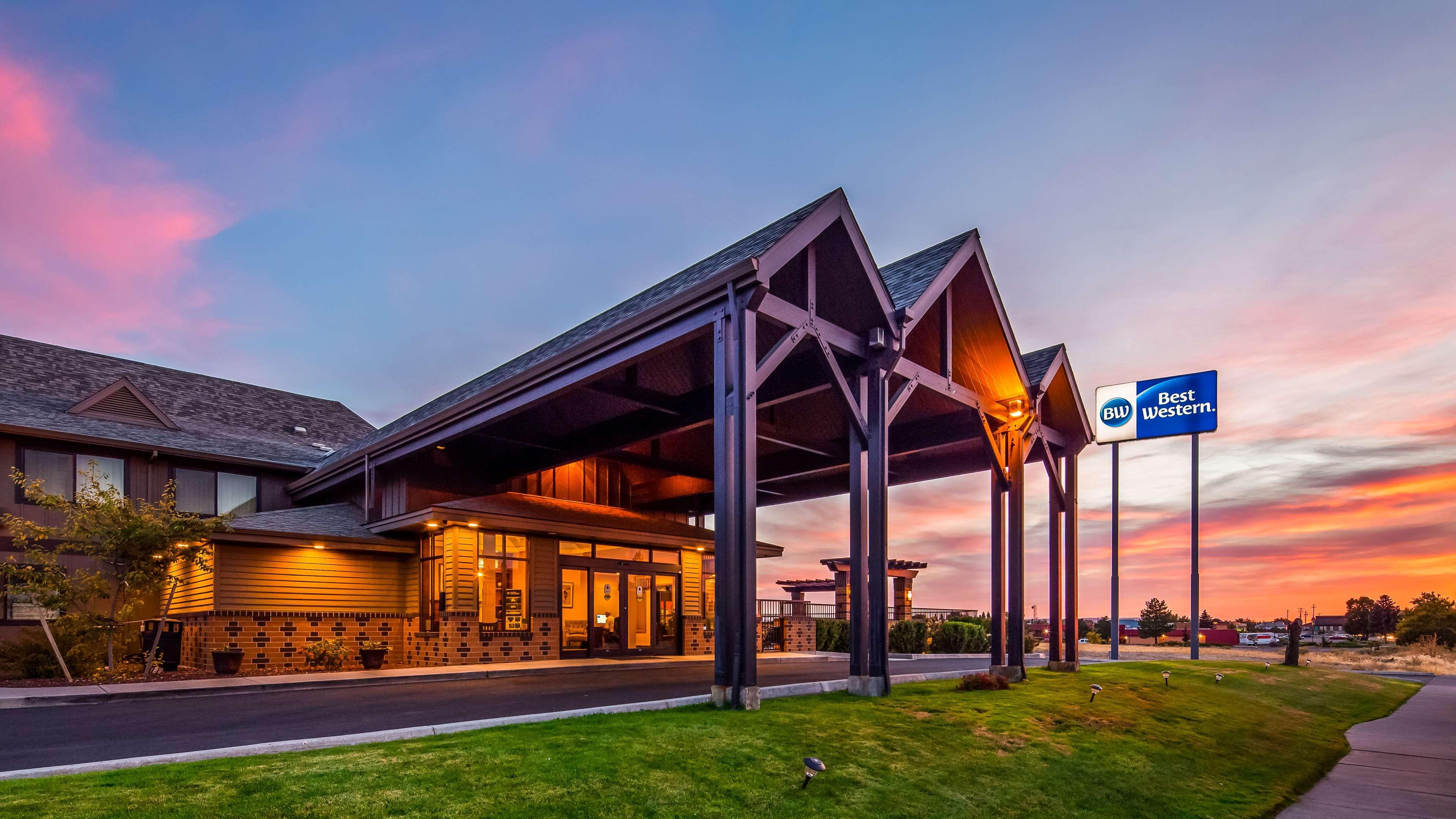 Best Western Pendleton Inn Exterior photo